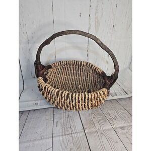 Antique Primitive Hand Made Woven Split  Egg Gathering Basket Large